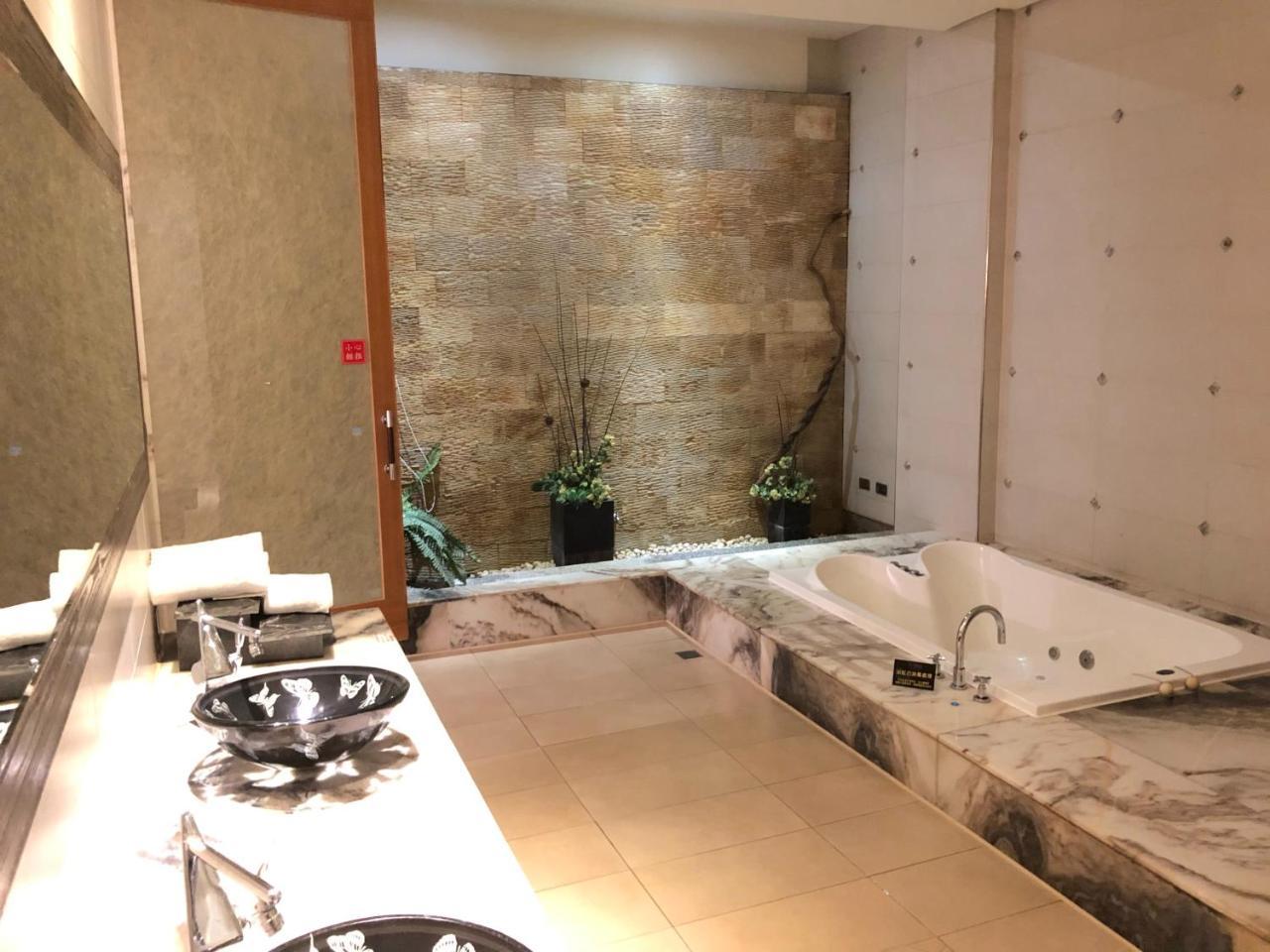 Idee Spa Motel Yangmei Exterior foto